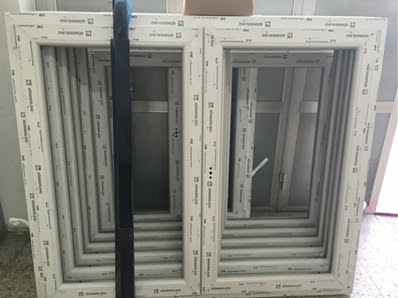 Dirección, horario, teléfono y opiniones de Aluminios Marineda S.L. en A Coruña