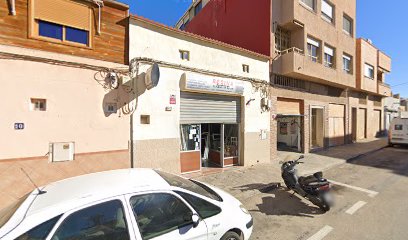 Dirección, horario, teléfono y opiniones de Aluminios Resina en Alicante