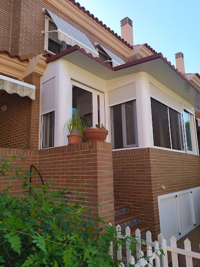 Dirección, horario, teléfono y opiniones de Aluminios San Agustín en Alicante