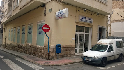 Dirección, horario, teléfono y opiniones de Alutec - Persianas Diaz en Alicante