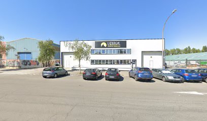 Dirección, horario, teléfono y opiniones de Carpintería de Madera Yosu en Vitoria - Gasteiz