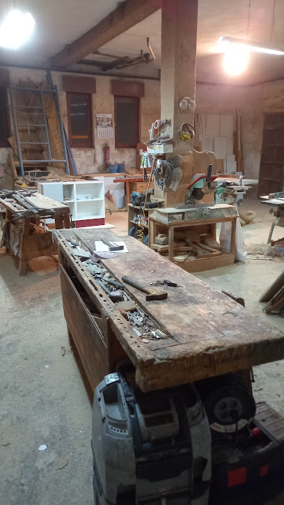Dirección, horario, teléfono y opiniones de Carpintería y Ebanistería Ebano Astur en Oviedo