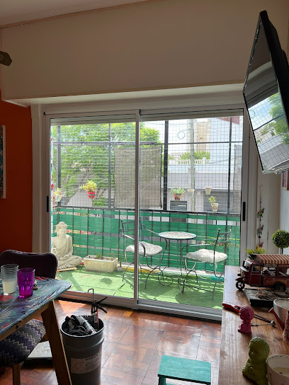 Dirección, horario, teléfono y opiniones de Casa Petracca – Ventanas de Aluminio y PVC Terrassa en Terrassa