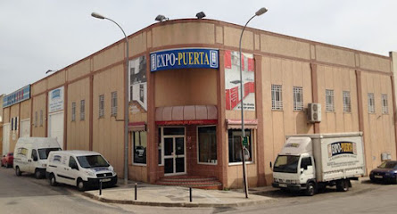 Dirección, horario, teléfono y opiniones de Expo Puerta Jp S.L. en Lucena