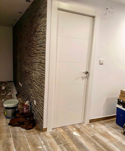 Dirección, horario, teléfono y opiniones de Grupo Magali Carpintería y Diseño S.L. en Alicante