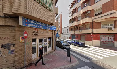 Dirección, horario, teléfono y opiniones de Ibérica de Aluminio en Alicante