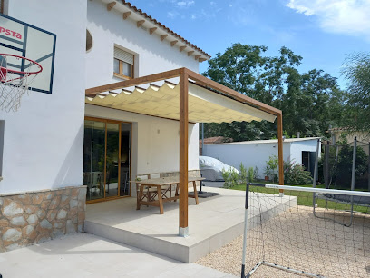 Dirección, horario, teléfono y opiniones de Montajes Madera en Sant Cugat del Vallés