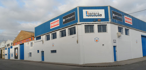 Dirección, horario, teléfono y opiniones de Pedenetti - Comercial Jaenca S.L. en Chiclana de la Frontera