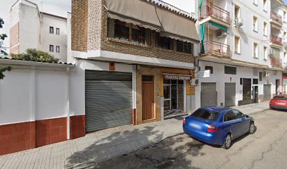 Dirección, horario, teléfono y opiniones de Puertas Carmona en Córdoba