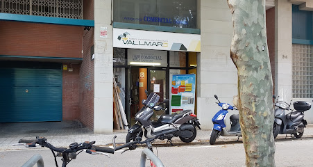 Dirección, horario, teléfono y opiniones de Accesoris Vallmar3 en Badalona