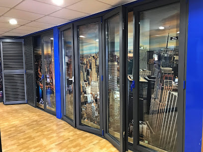 Dirección, horario, teléfono y opiniones de Aluminios Barcelona en Sant Boi de Llobregat
