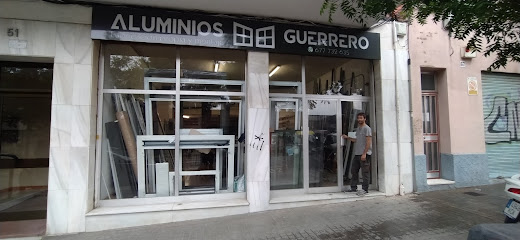 Dirección, horario, teléfono y opiniones de Aluminios Guerrero Bcn en L'Hospitalet de Llobregat
