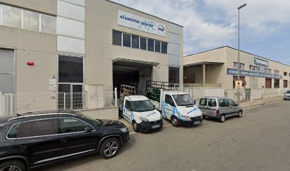 Dirección, horario, teléfono y opiniones de Aluminios Retana S.L. en Granollers