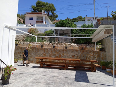 Dirección, horario, teléfono y opiniones de Aluminios Torres en Vilanova i la Geltrú