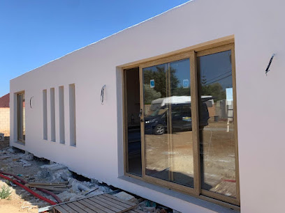 Dirección, horario, teléfono y opiniones de Bricoventana en Chiclana de la Frontera