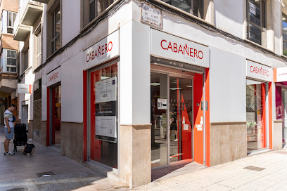 Dirección, horario, teléfono y opiniones de Cabañero Ventanas (Tienda Castellón) en Castellón de la Plana