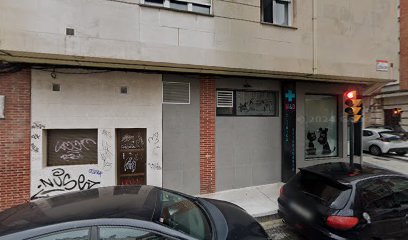 Dirección, horario, teléfono y opiniones de Carpintería Ebanistería José Manuel en Gijón