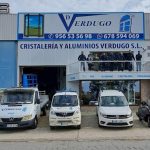 Dirección, horario, teléfono y opiniones de Cristalería y Aluminios Verdugo S L en Chiclana de la Frontera