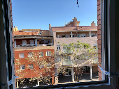 Dirección, horario, teléfono y opiniones de J.C. Aluminis en Sant Boi de Llobregat