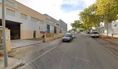 Dirección, horario, teléfono y opiniones de Rosendo Aluminio en Vilanova i la Geltrú
