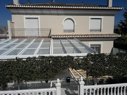 Dirección, horario, teléfono y opiniones de Alugil Carpintería de Aluminio y PVC en Granada