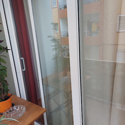 Dirección, horario, teléfono y opiniones de Aluperez en Figueres