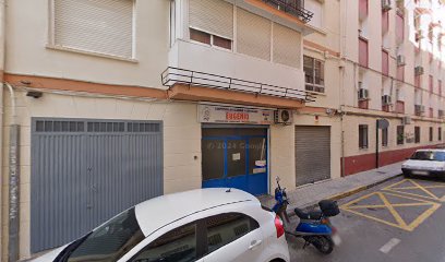 Dirección, horario, teléfono y opiniones de Carpintería de Aluminio y Cristalería Eugenio en Granada