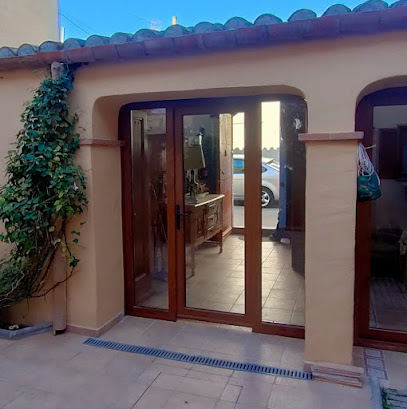 Dirección, horario, teléfono y opiniones de Aluminio y Vidrio Benito, Ventanas de Aluminio y PVC en El Vendrell