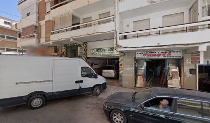 Dirección, horario, teléfono y opiniones de Aluminios Cuenca en Vélez-Málaga