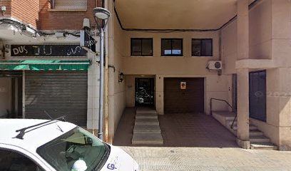 Dirección, horario, teléfono y opiniones de Aluminios y Cristales Vendrell en El Vendrell