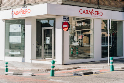 Dirección, horario, teléfono y opiniones de Cabañero Ventanas (Tienda Pérez) en Valencia