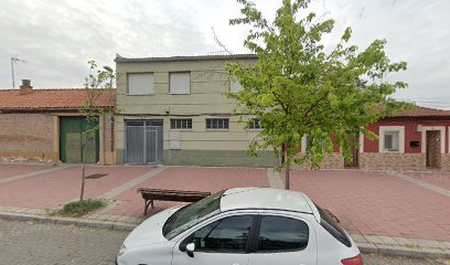 Dirección, horario, teléfono y opiniones de Carpintería Roberto Yenes en Valladolid